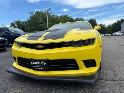 Used 2015 Chevrolet Camaro SS w/ RS Package RWD image 3