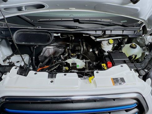 Used 2023 Ford E-Transit 148 High Roof Extended image 29