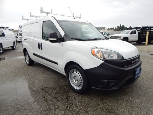 Used 2021 RAM ProMaster City Tradesman image 10