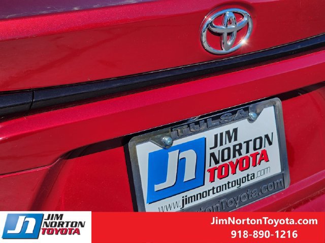 Used 2025 Toyota Corolla LE FWD image 11