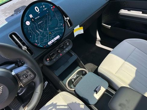 New 2025 MINI Cooper Countryman S w/ Comfort Package Max image 24