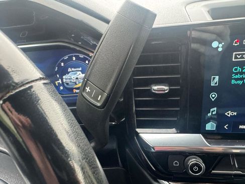 Used 2024 Chevrolet Silverado 2500 LT image 25