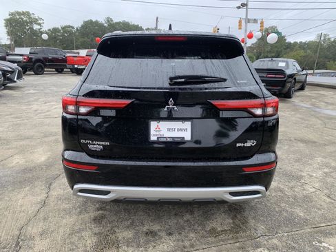 Used 2023 Mitsubishi Outlander SEL image 4