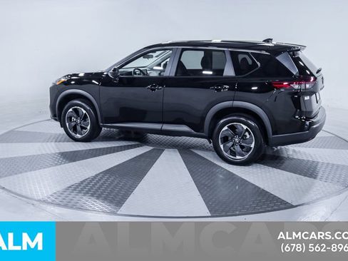 Used 2025 Nissan Rogue SV FWD image 5