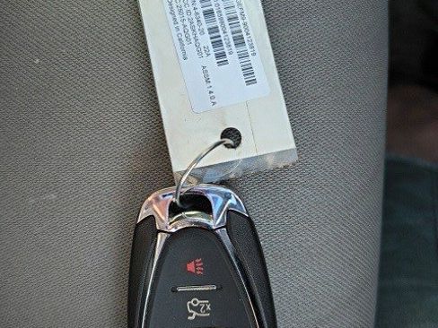 Used 2020 Chevrolet Malibu LT image 24