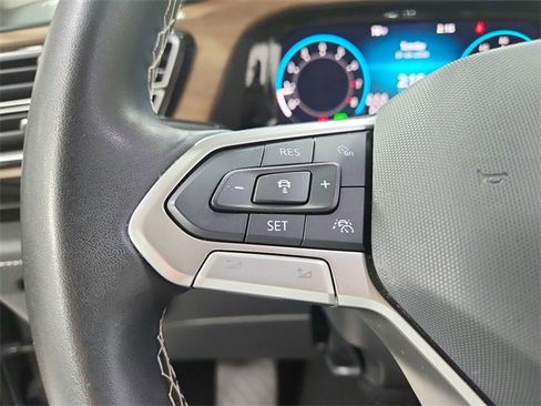 Used 2024 Volkswagen Atlas SE image 24