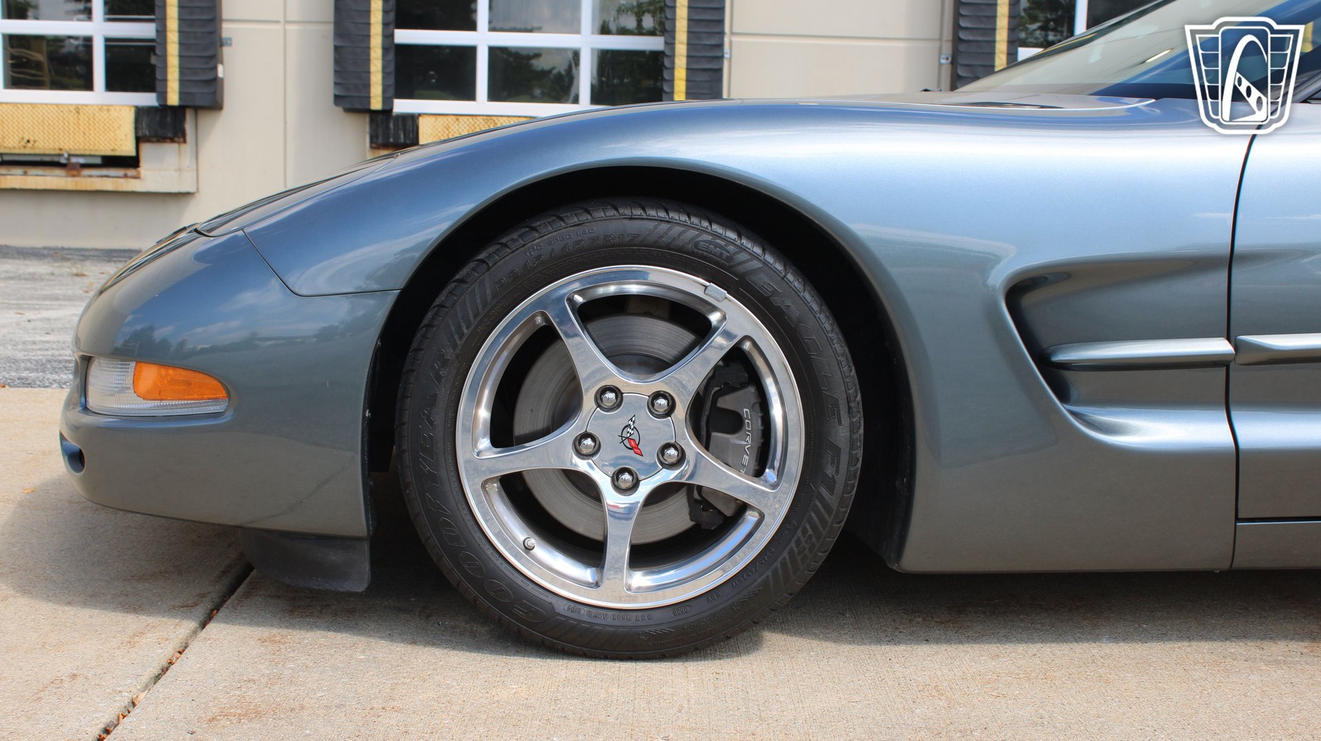 Used 2004 Chevrolet Corvette Convertible w/ Preferred Equipment Group RWD image 39