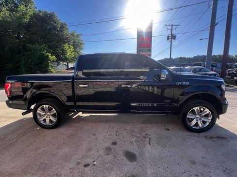Used 2017 Ford F150 Platinum w/ Equipment Group 701A Luxury AWD/4WD image 8