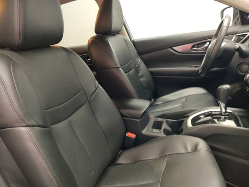 Used 2016 Nissan Rogue SL w/ SL Premium Package image 21