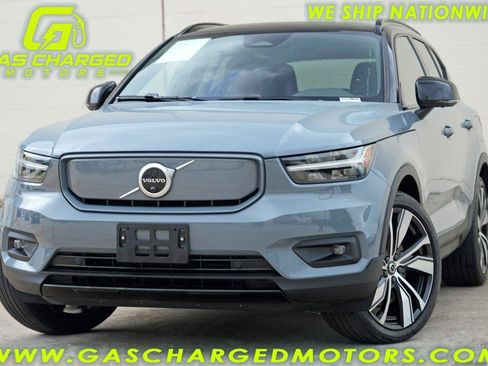 Used 2021 Volvo XC40 P8 Recharge w/ Advanced Package AWD/4WD image 1