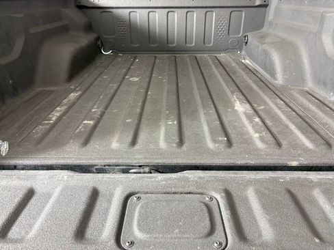 Used 2023 Jeep Gladiator Overland image 37