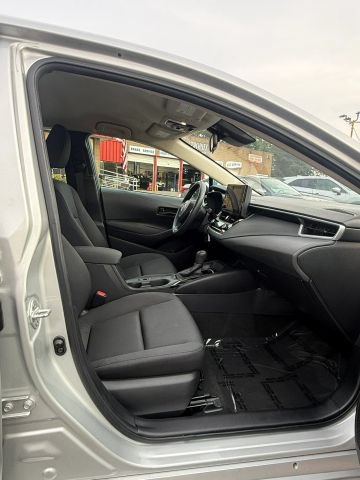 Used 2023 Toyota Corolla LE FWD image 6