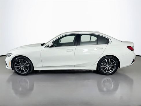 Used 2020 BMW 330i xDrive Sedan w/ Convenience Package AWD/4WD image 3
