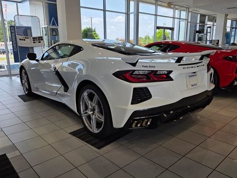 Used 2025 Chevrolet Corvette Stingray Coupe w/ Z51 Performance Package RWD image 7