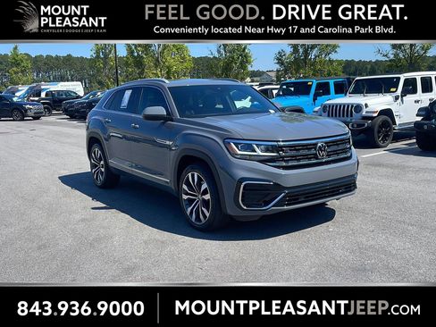 Used 2020 Volkswagen Atlas Cross Sport SEL R-Line AWD/4WD image 1