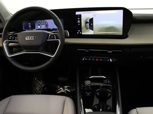New 2026 Audi Q3 quattro 2.0T AWD/4WD image 9