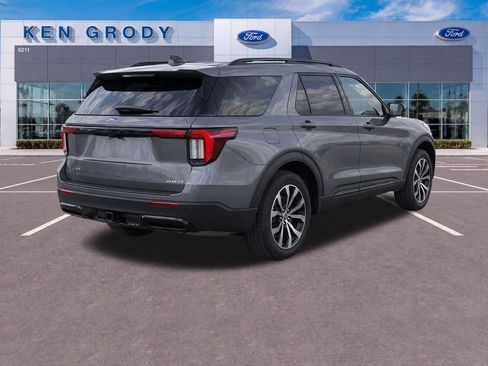 Used 2026 Ford Explorer ST-Line AWD/4WD image 4
