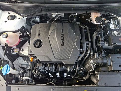 Used 2023 Kia Sorento LX image 30