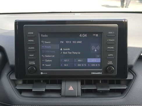 Used 2021 Toyota RAV4 XLE w/ Convenience Package FWD image 21