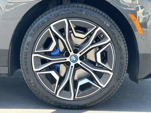 Used 2024 BMW iX xDrive50 w/ Sport Package AWD/4WD image 9
