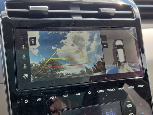 New 2023 Hyundai Tucson Limited image 15