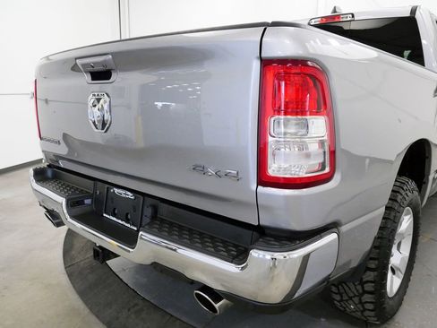 Used 2022 RAM 1500 Big Horn AWD/4WD image 37