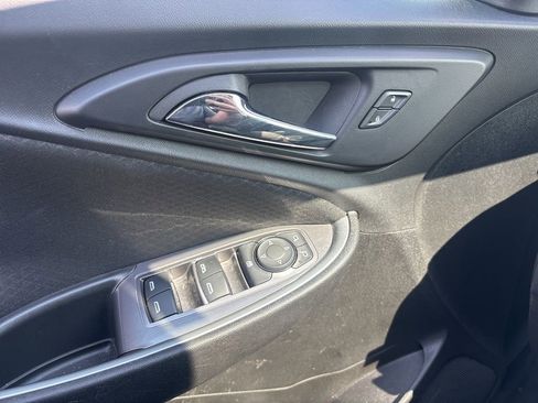Used 2024 Chevrolet Malibu LT image 8