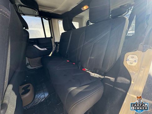 Used 2018 Jeep Wrangler Unlimited Rubicon image 23
