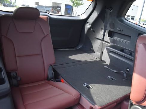 Certified 2023 Kia Telluride SX Prestige AWD/4WD image 17
