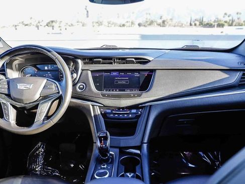 Used 2023 Cadillac XT5 Premium Luxury AWD/4WD image 15