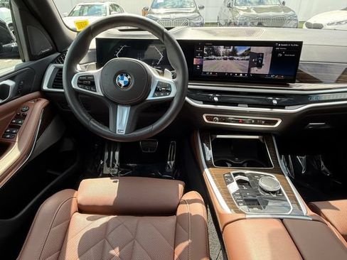 Used 2024 BMW X5 xDrive40i w/ M Sport Package AWD/4WD image 14