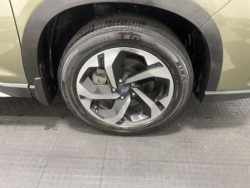 Used 2023 Subaru Forester Touring image 29