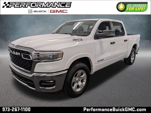 Used 2025 RAM 1500 Big Horn image 1