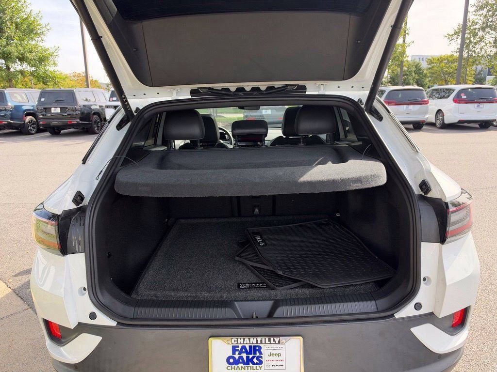 Used 2024 Volkswagen ID.4 S RWD image 33