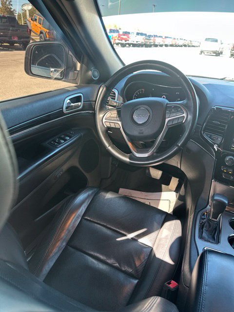 Used 2020 Jeep Grand Cherokee Limited w/ Luxury Group II AWD/4WD image 18