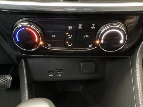 Used 2024 Buick Encore GX Sport Touring w/ Comfort Package image 24