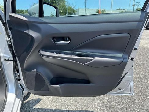 New 2025 Nissan Versa SV w/ Trunk Package image 8