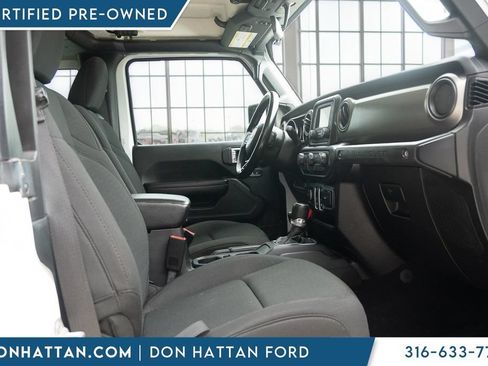 Used 2020 Jeep Wrangler Sport AWD/4WD image 22