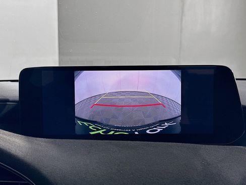 Used 2024 MAZDA MAZDA3 s image 22