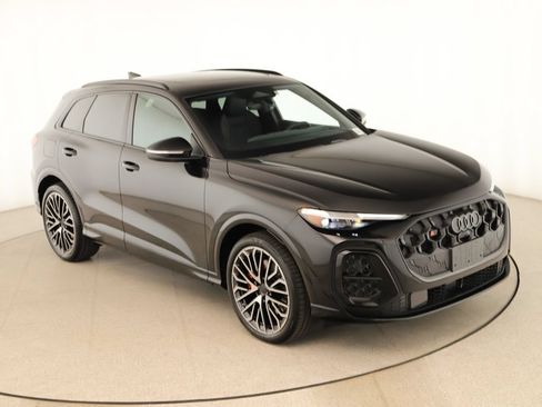 New 2026 Audi SQ5 Premium Plus AWD/4WD image 38
