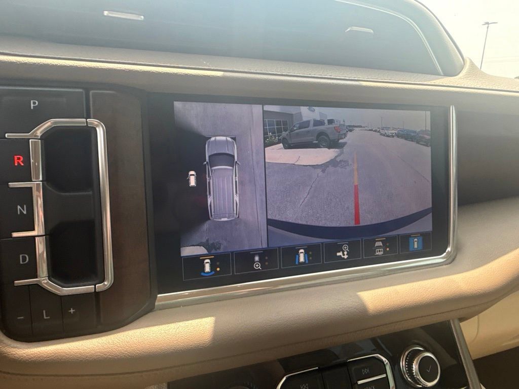 Used 2021 GMC Yukon Denali AWD/4WD image 24