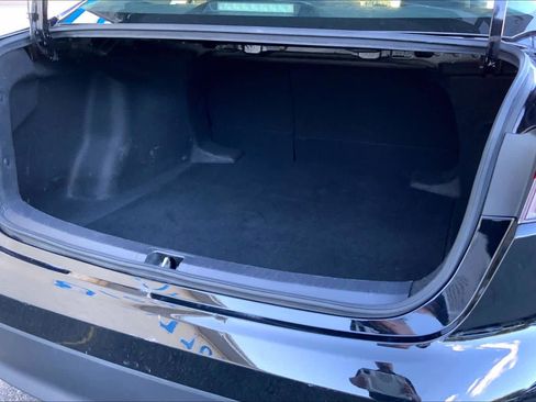 Used 2023 Toyota Corolla LE image 32