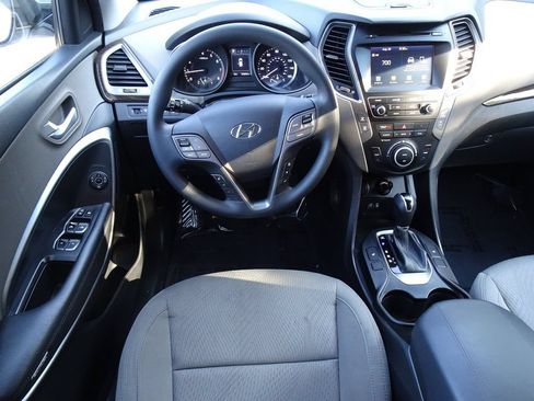 Used 2018 Hyundai Santa Fe Sport w/ 2.4L Value Package 02 FWD image 11