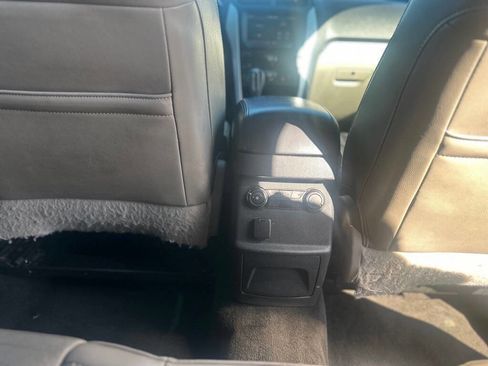 Used 2012 Ford Explorer XLT image 24