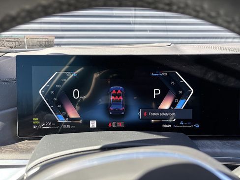 Used 2026 BMW X5 xDrive50e image 16