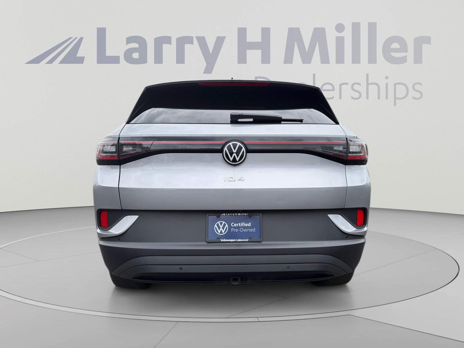 Used 2023 Volkswagen ID.4 Pro S AWD/4WD image 4