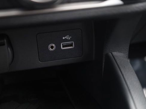 Certified 2025 Nissan Versa SV w/ Trunk Package FWD image 18