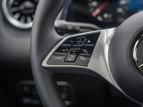 New 2026 Mercedes-Benz GLB 250 4MATIC image 29