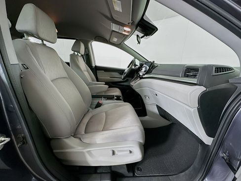 Used 2018 Honda Odyssey EX image 31