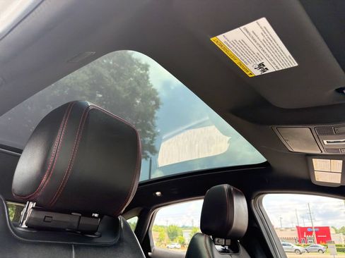 Used 2020 Jaguar E-PACE Checkered Flag AWD/4WD image 10
